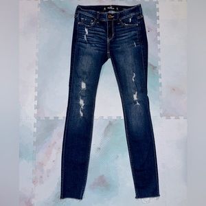 Hollister Low-Rise Super Skinny - Classic Stretch